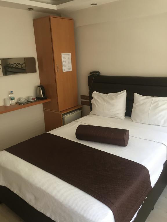 Yayla Hotel 이즈미르 외부 사진